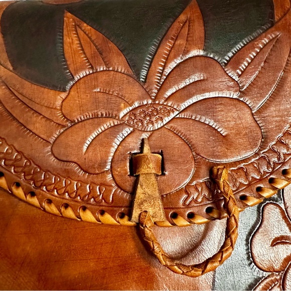 Hand Tooled Brown Leather Saddle Bag Crossbody Retro Boho Craftcore Cottagecore - Picture 7 of 15